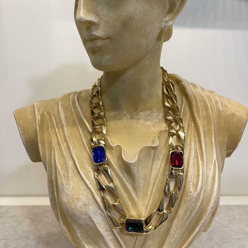 Gold Chunky Chain Necklace with Multicolor Gemstones 💕